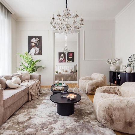 Timeless Elegant Apartment By Opera House บูดาเปสต์ ภายนอก รูปภาพ