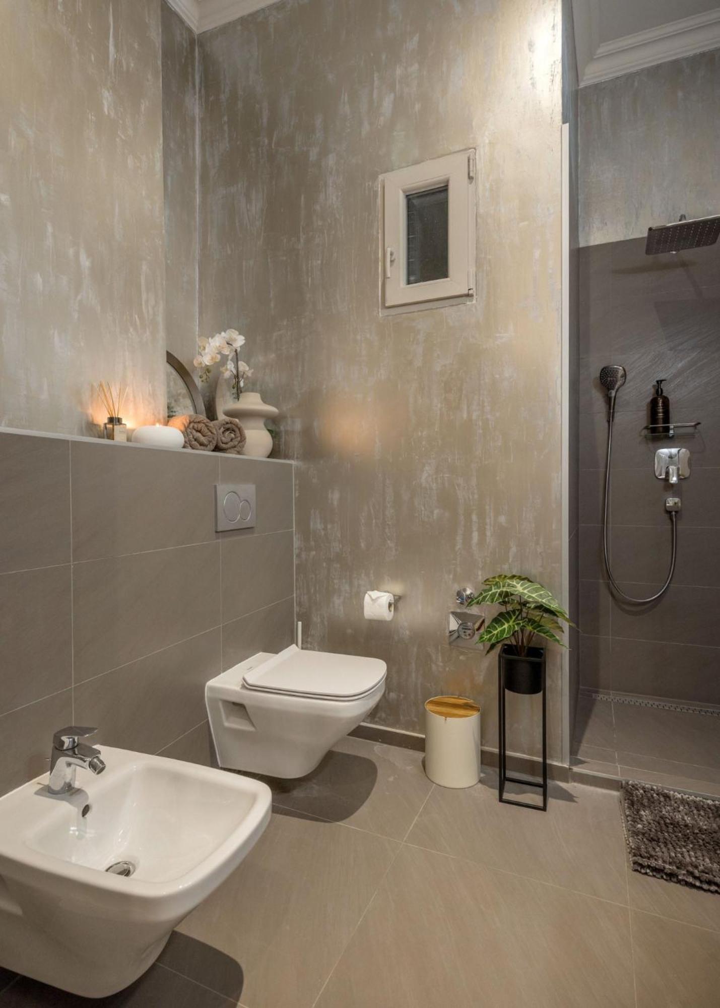 Timeless Elegant Apartment By Opera House บูดาเปสต์ ภายนอก รูปภาพ