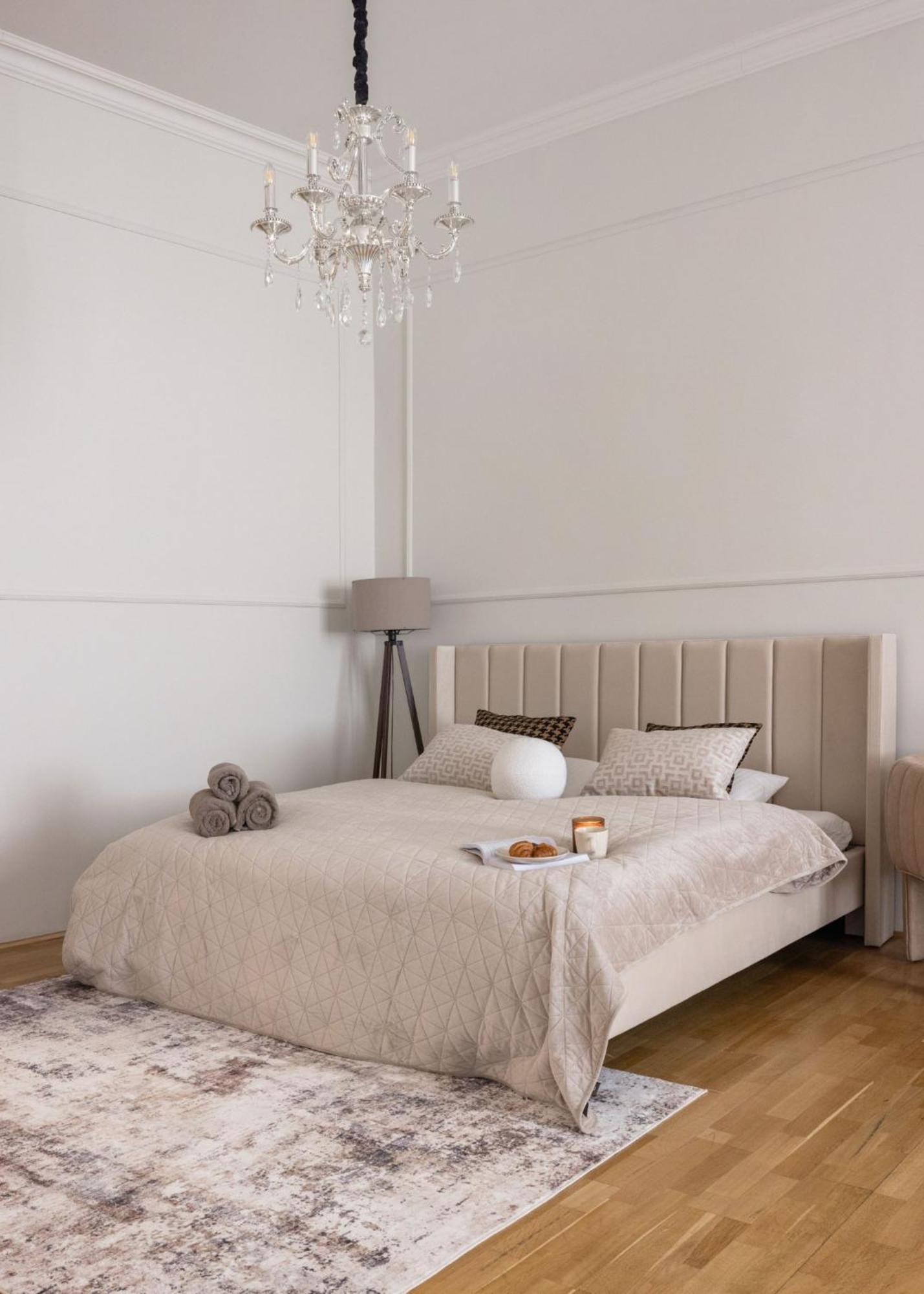 Timeless Elegant Apartment By Opera House บูดาเปสต์ ภายนอก รูปภาพ