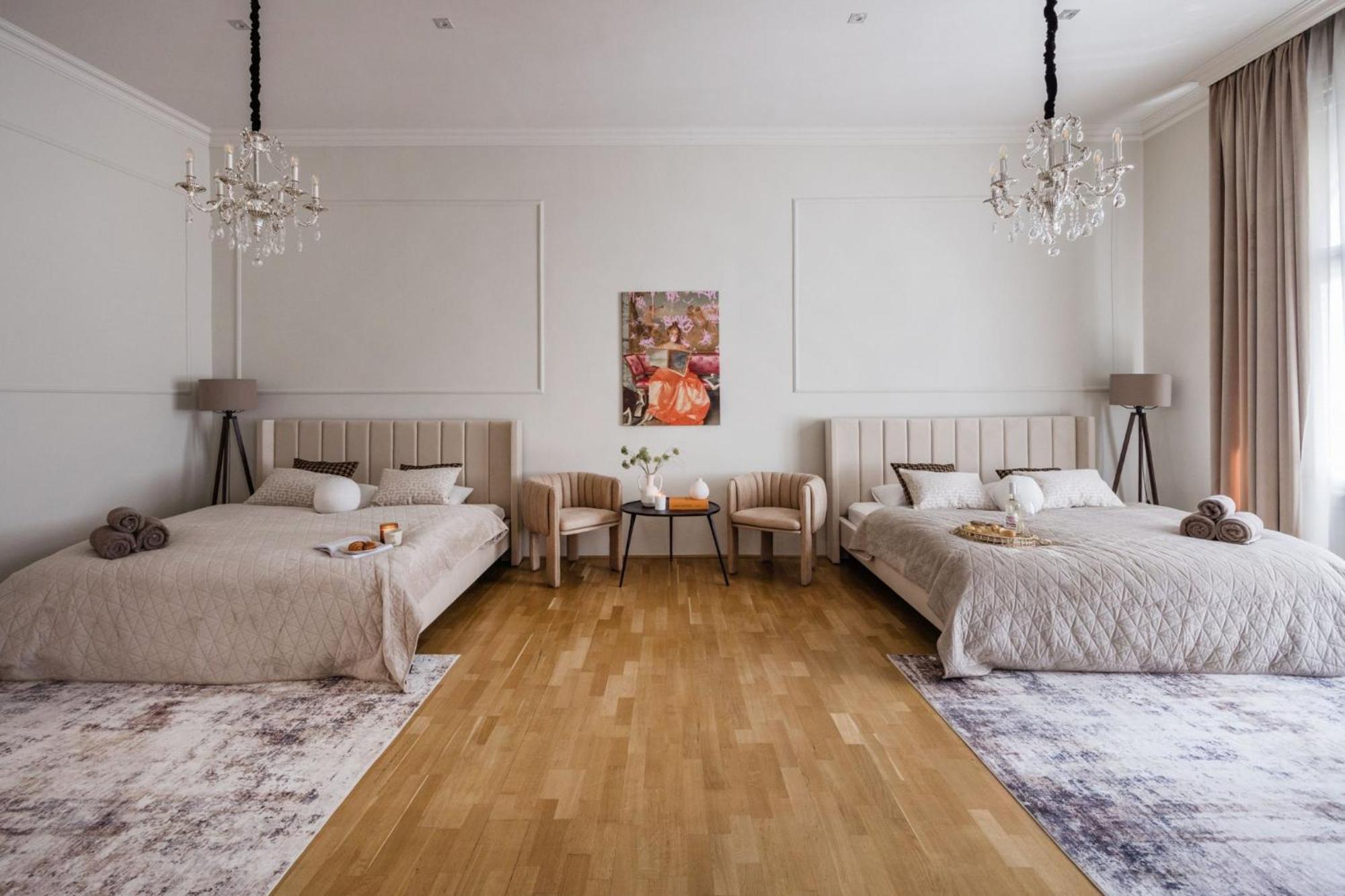 Timeless Elegant Apartment By Opera House บูดาเปสต์ ภายนอก รูปภาพ